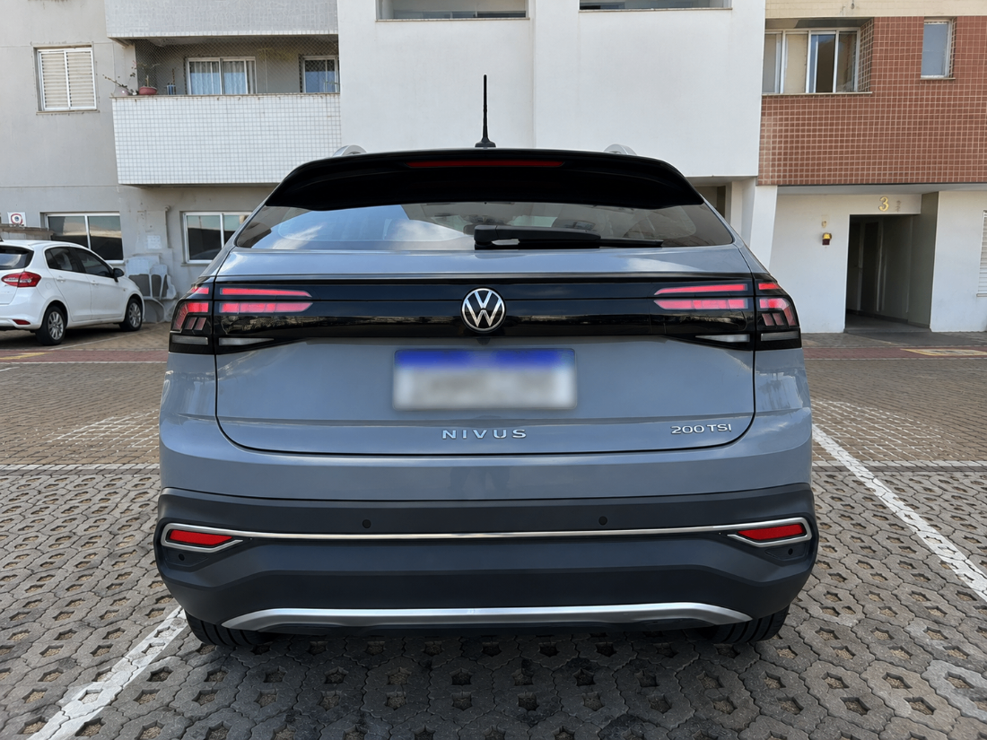 Volkswagen Nivus Highline 200 TSI Automático Flex 2023/2023 — foto 3 de 8