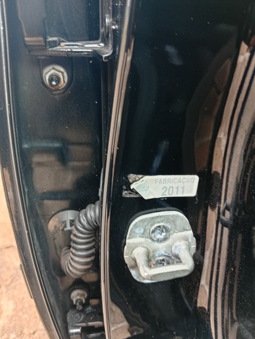 Nissan March S 1.6 5P Flex Fuel 2011/2012 — foto 15 de 15