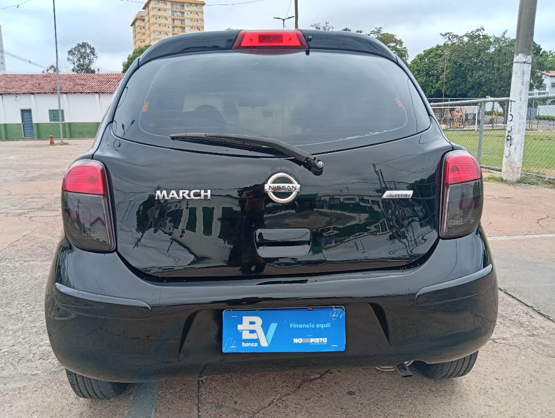 Nissan March S 1.6 5P Flex Fuel 2011/2012 — foto 6 de 15