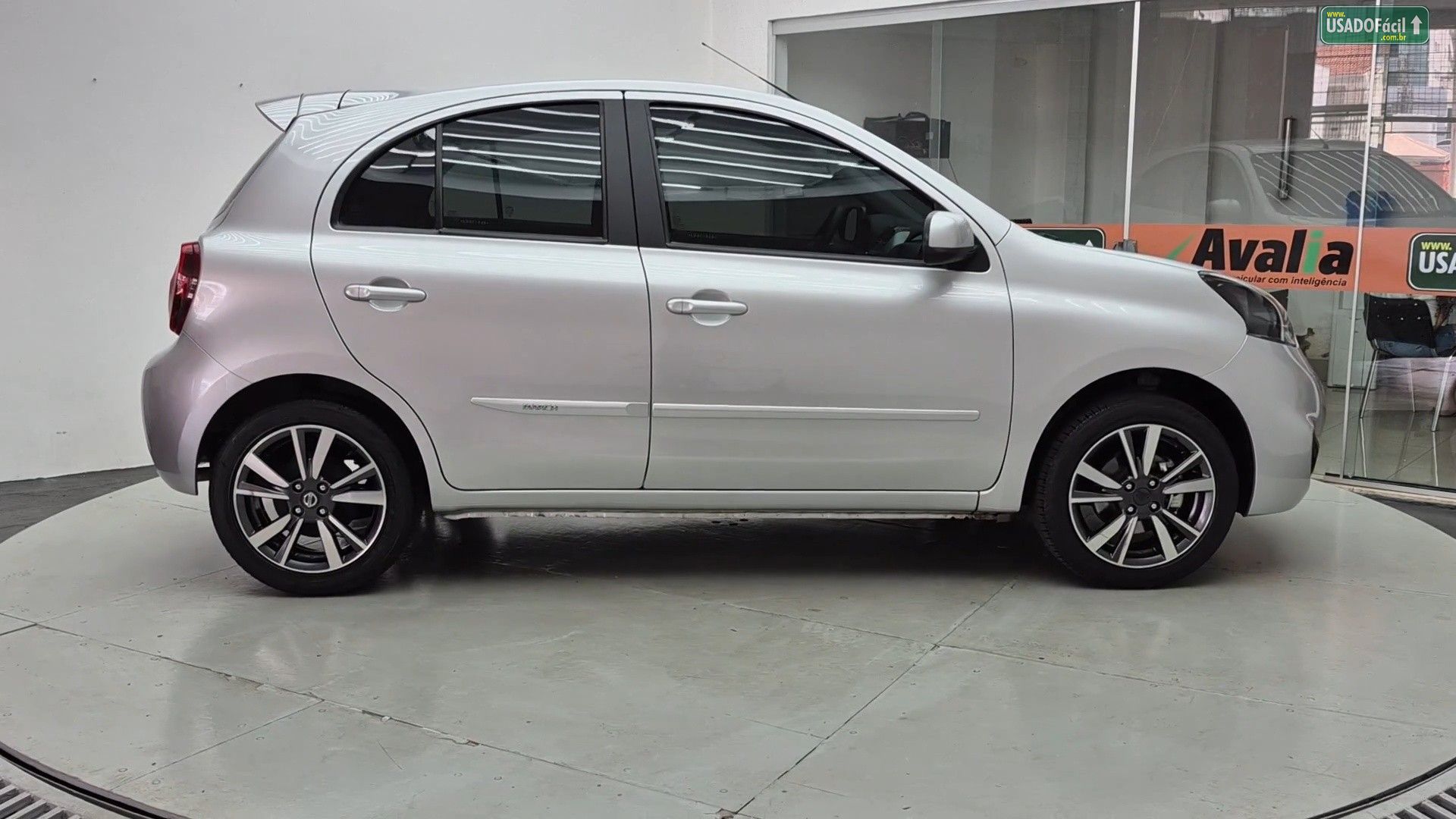 NISSAN March SL 1.6 Automático 5P FlexStart 2019/2020 — foto 4 de 30