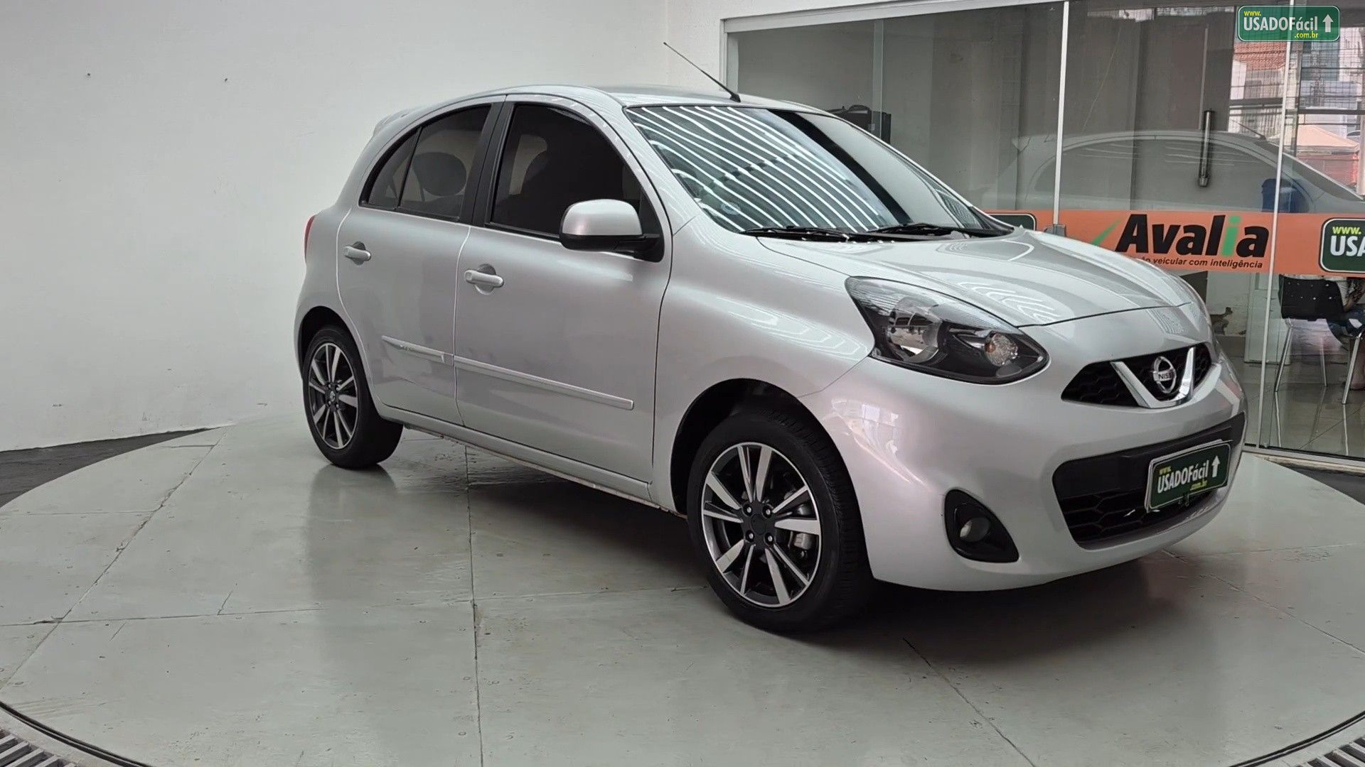 NISSAN March SL 1.6 Automático 5P FlexStart 2019/2020 — foto 3 de 30