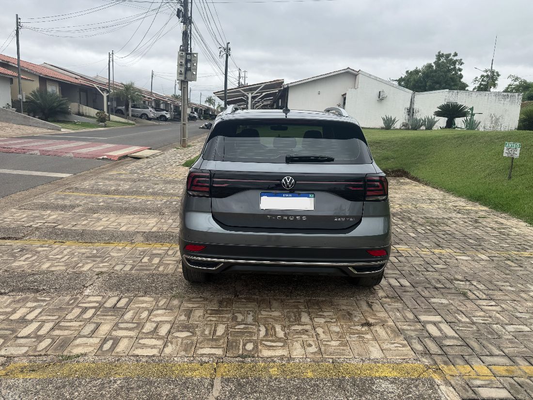 Volkswagen T-Cross Highline 250 TSI 1.4 Automático Flex 2023/2024 — foto 3 de 15