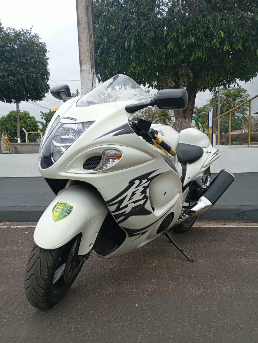 Suzuki GSX 1300-R Hayabusa 2012/2013 — foto 3 de 12
