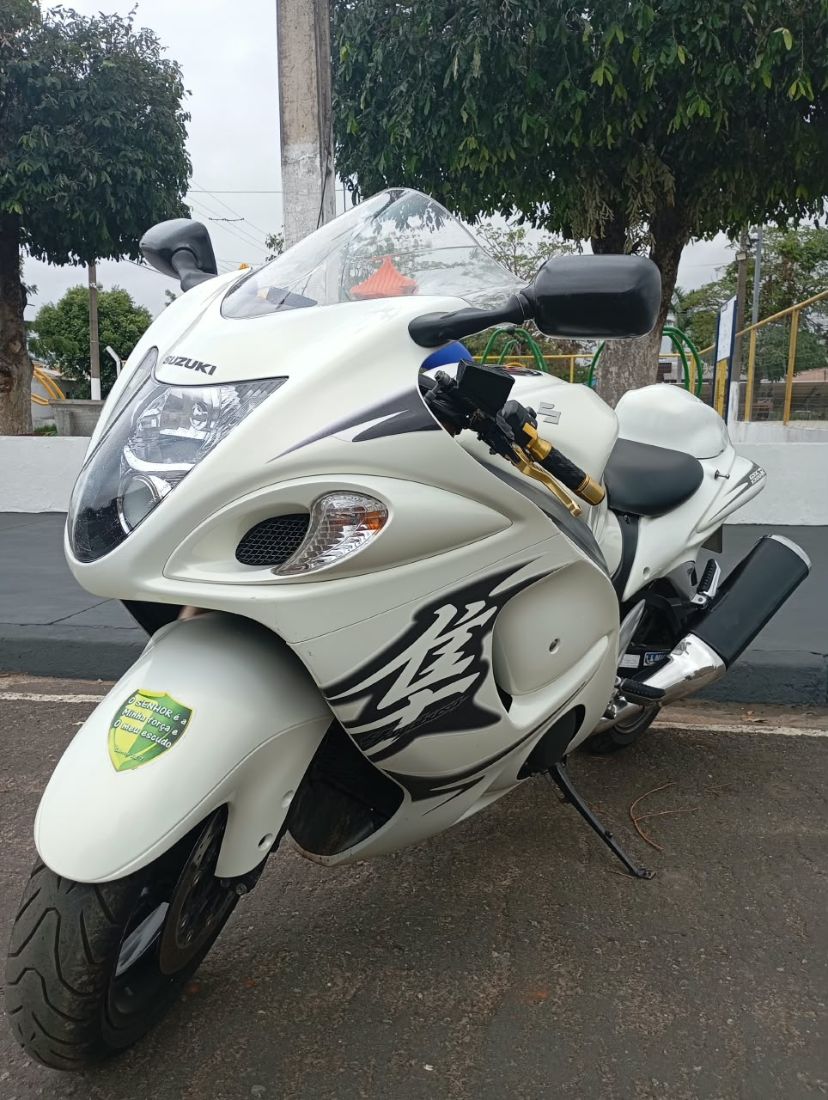 Suzuki GSX 1300-R Hayabusa 2012/2013 — foto 9 de 12