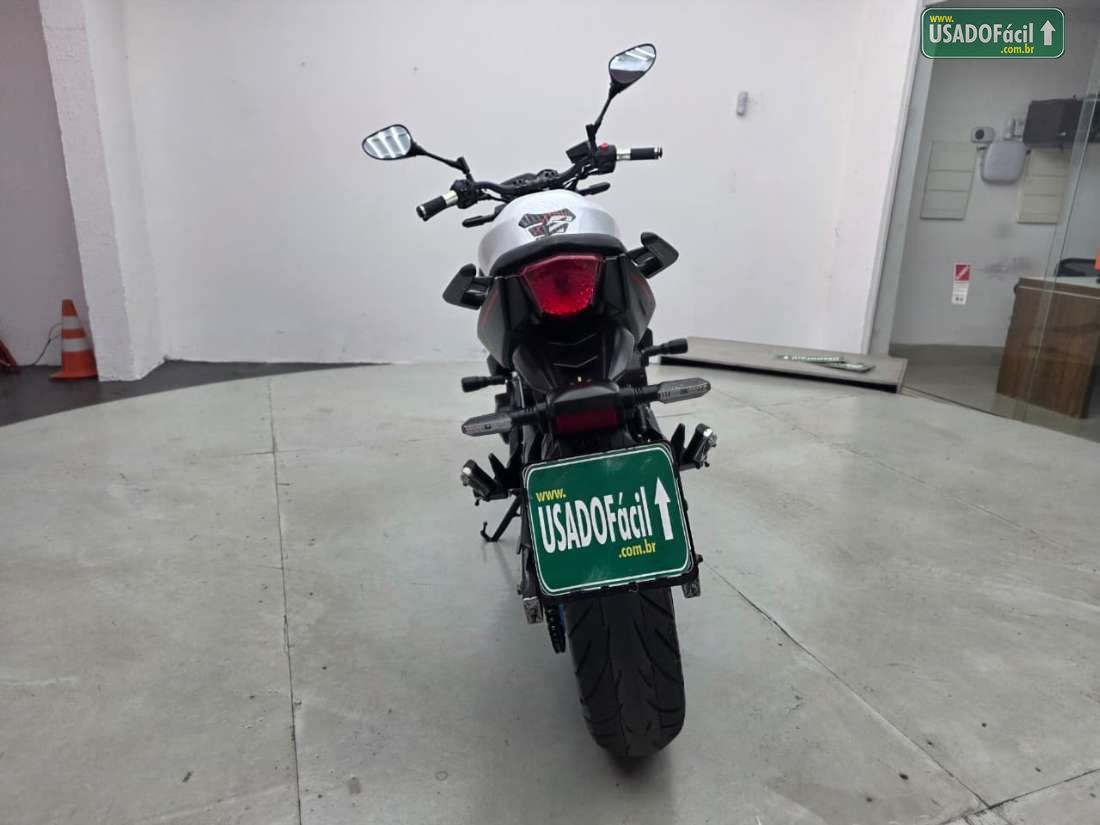 YAMAHA XJ6 N SP 2015/2016 — foto 6 de 17