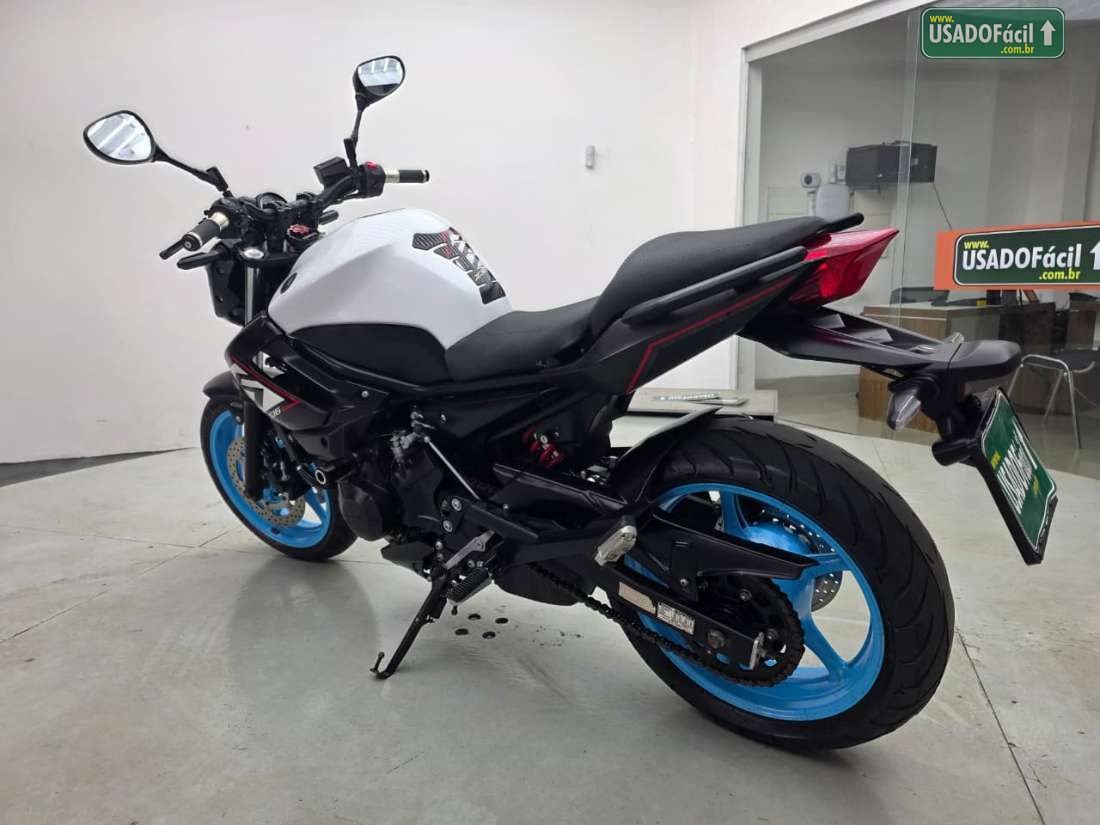 YAMAHA XJ6 N SP 2015/2016 — foto 7 de 17