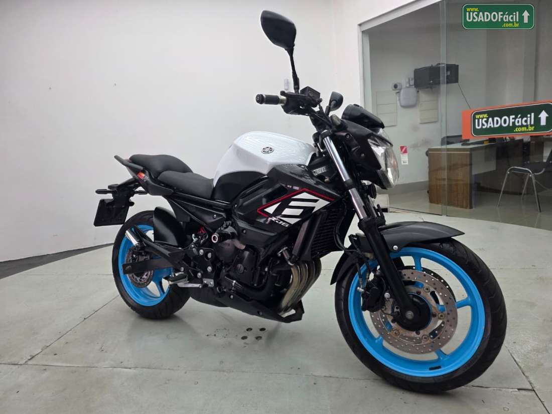 YAMAHA XJ6 N SP 2015/2016 — foto 3 de 17