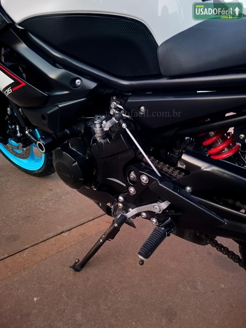 YAMAHA XJ6 N SP 2015/2016 — foto 8 de 15