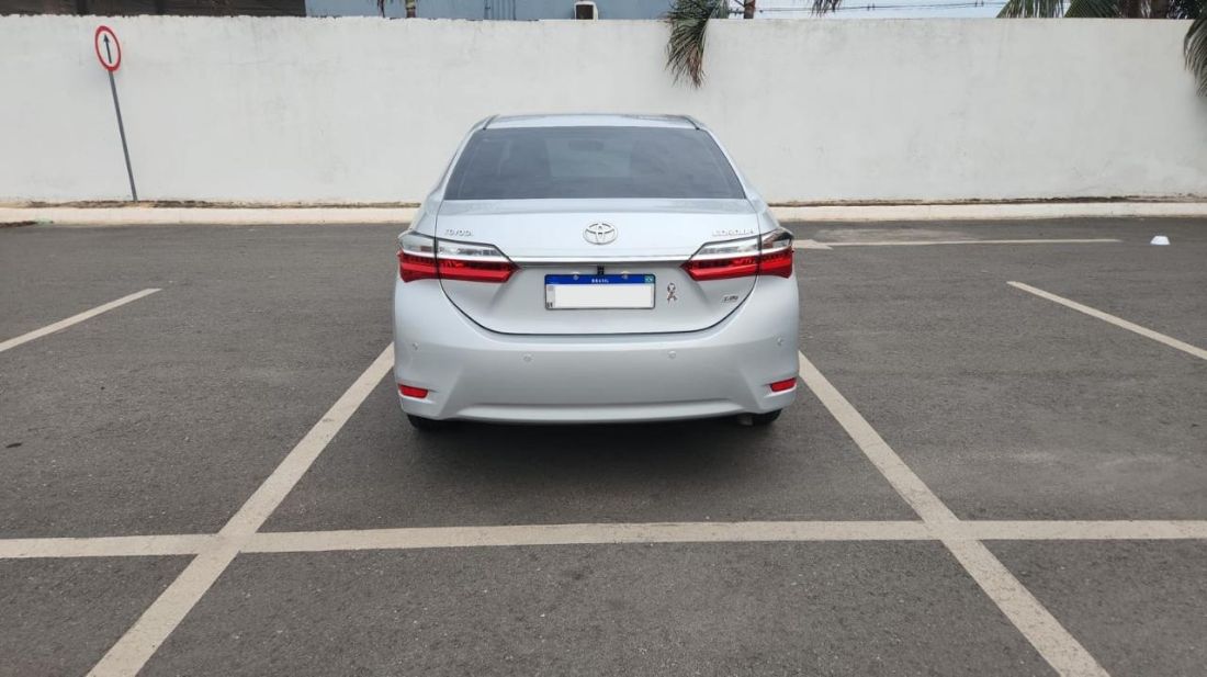 Toyota Corolla GLi Upper 1.8 Automático Flex 2018/2019 — foto 5 de 15
