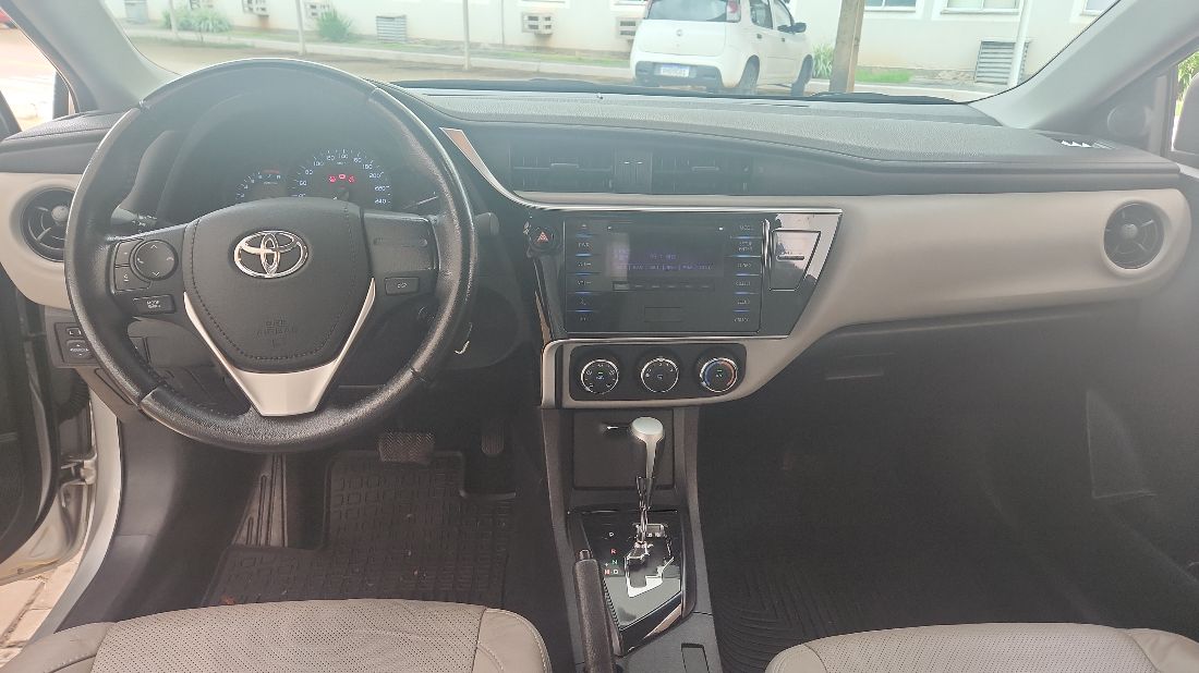 Toyota Corolla GLi Upper 1.8 Automático Flex 2018/2019 — foto 7 de 15