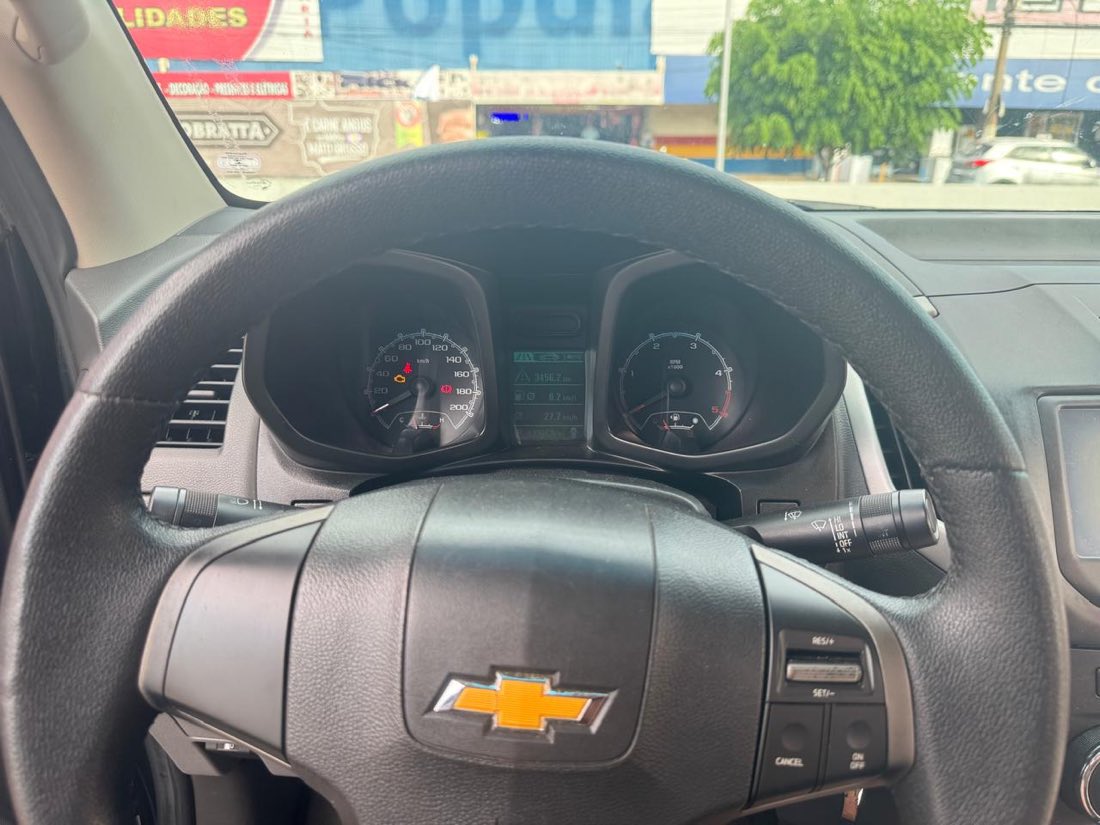 CHEVROLET/GM S10 LT CD 2.8 4x4 TDI Automático Diesel 2014/2015 — foto 12 de 14