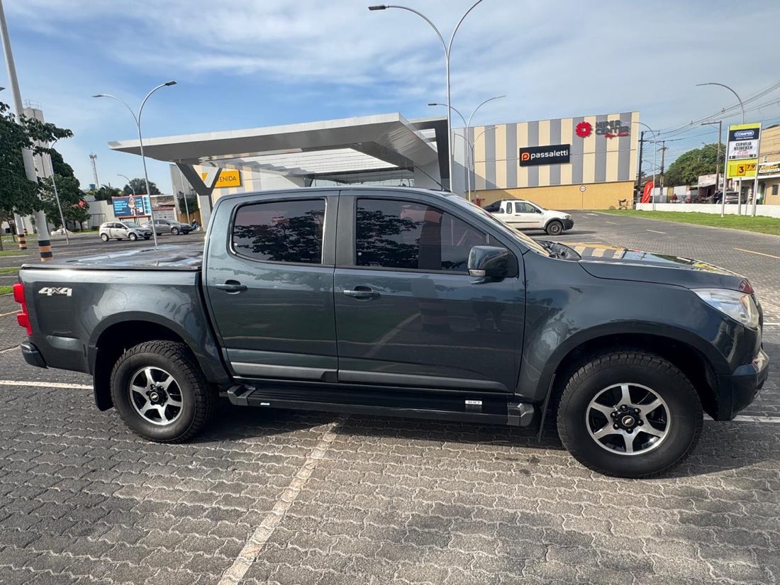 CHEVROLET/GM S10 LT CD 2.8 4x4 TDI Automático Diesel 2014/2015 — foto 6 de 14