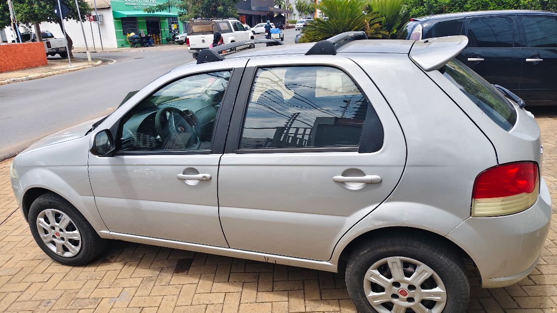 Fiat Palio Attractive 1.4 EVO Fire Flex 5P 2011/2011 — foto 9 de 9