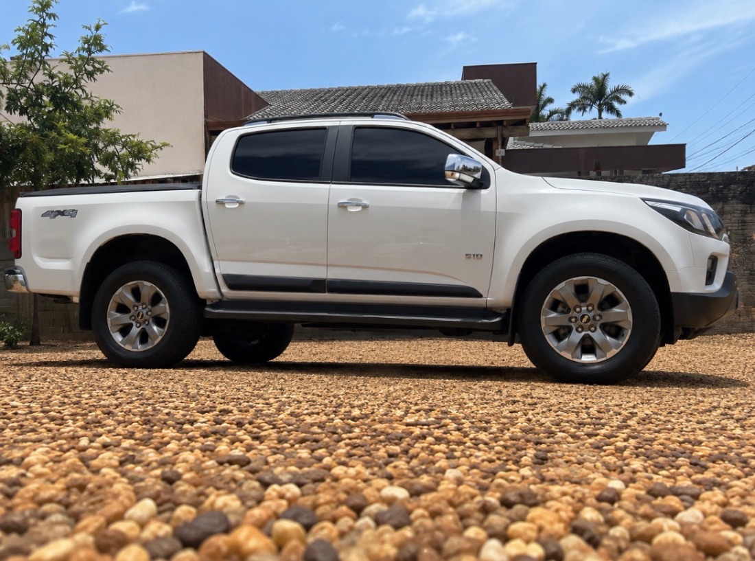 CHEVROLET/GM S10 LTZ CD 2.8 4x4 TDI Automático Diesel 2023/2024 — foto 3 de 7