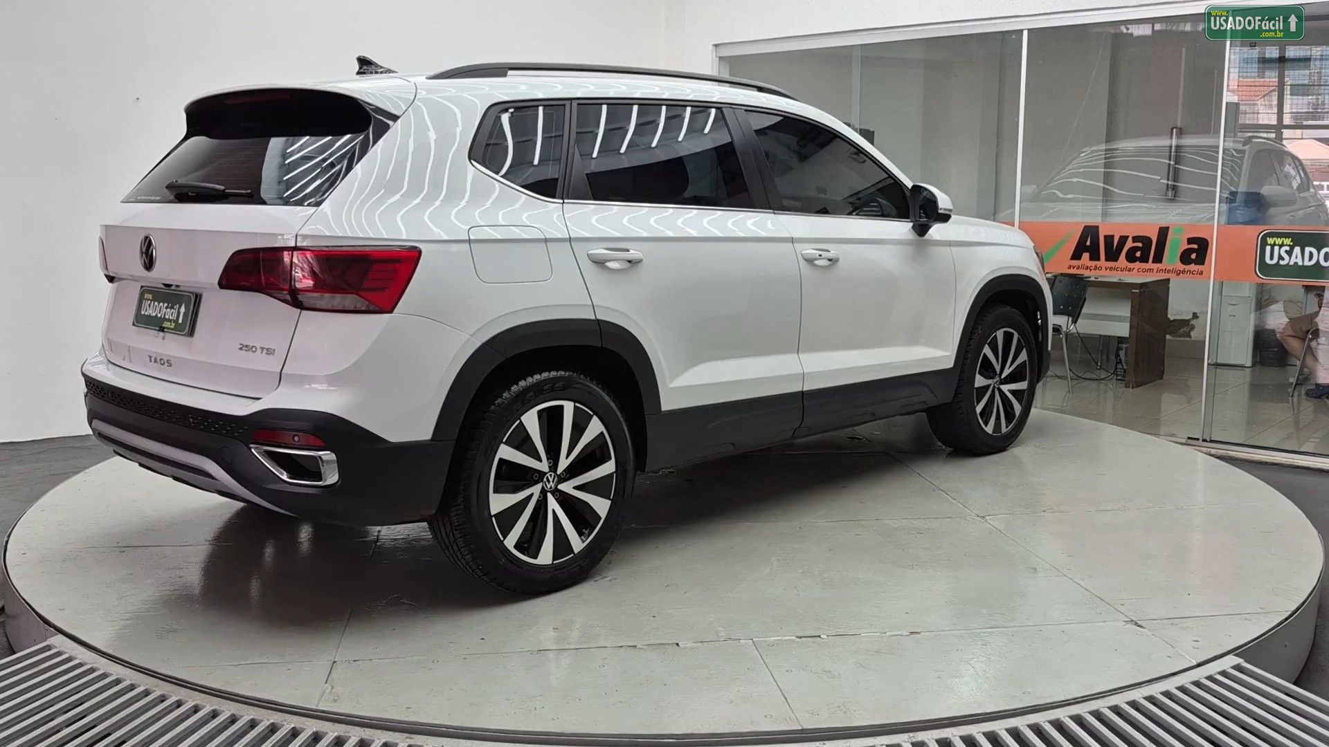 VOLKSWAGEN Taos Comfortline 250 TSI 1.4 Automático Flex 2025/2025 — foto 5 de 26