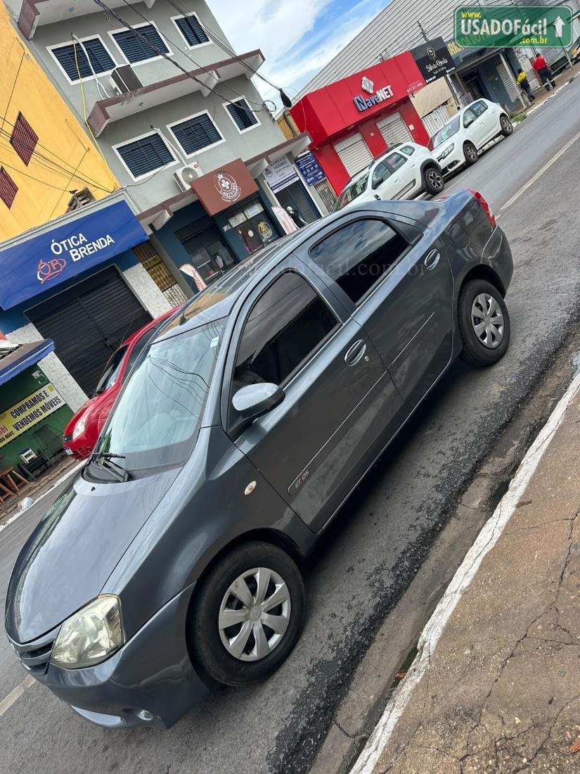 TOYOTA Etios Sedan XS 1.5 Mecânico Flex 2016/2016 — foto 2 de 8
