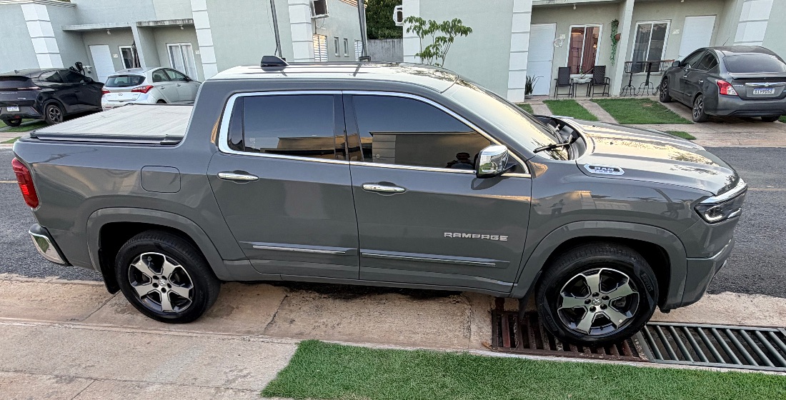 RAM Rampage Laramie CD 2.2 Turbo 4X4 Automático Diesel 2025/2026 — foto 5 de 15
