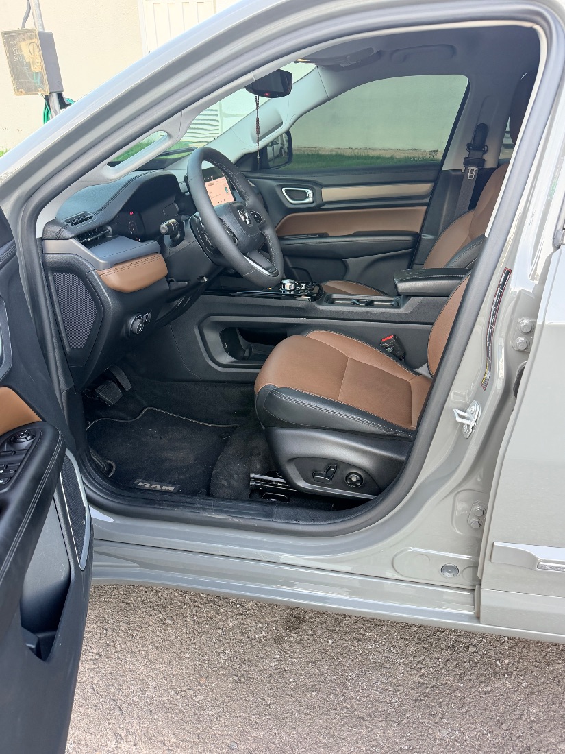 RAM Rampage Laramie CD 2.2 Turbo 4X4 Automático Diesel 2025/2026 — foto 8 de 15