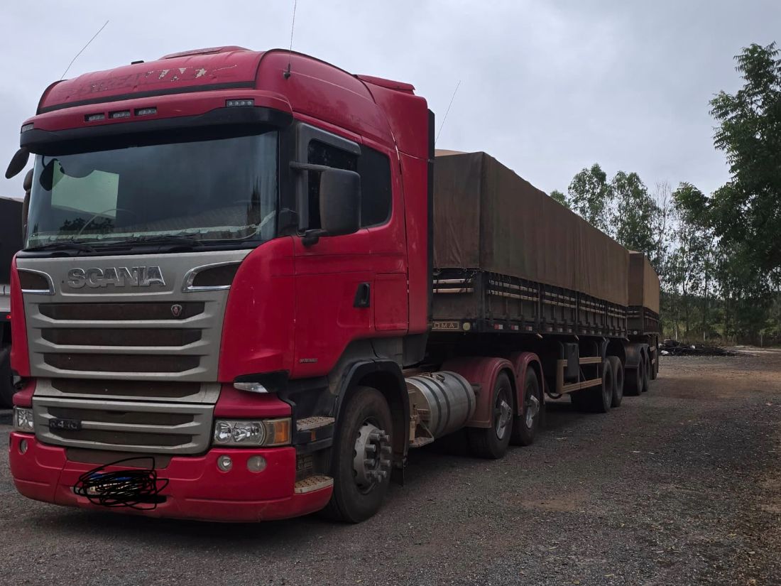 Scania Scania R-440 A 6x4 Highline 2P Diesel E5 2014/2015 — foto 2 de 4