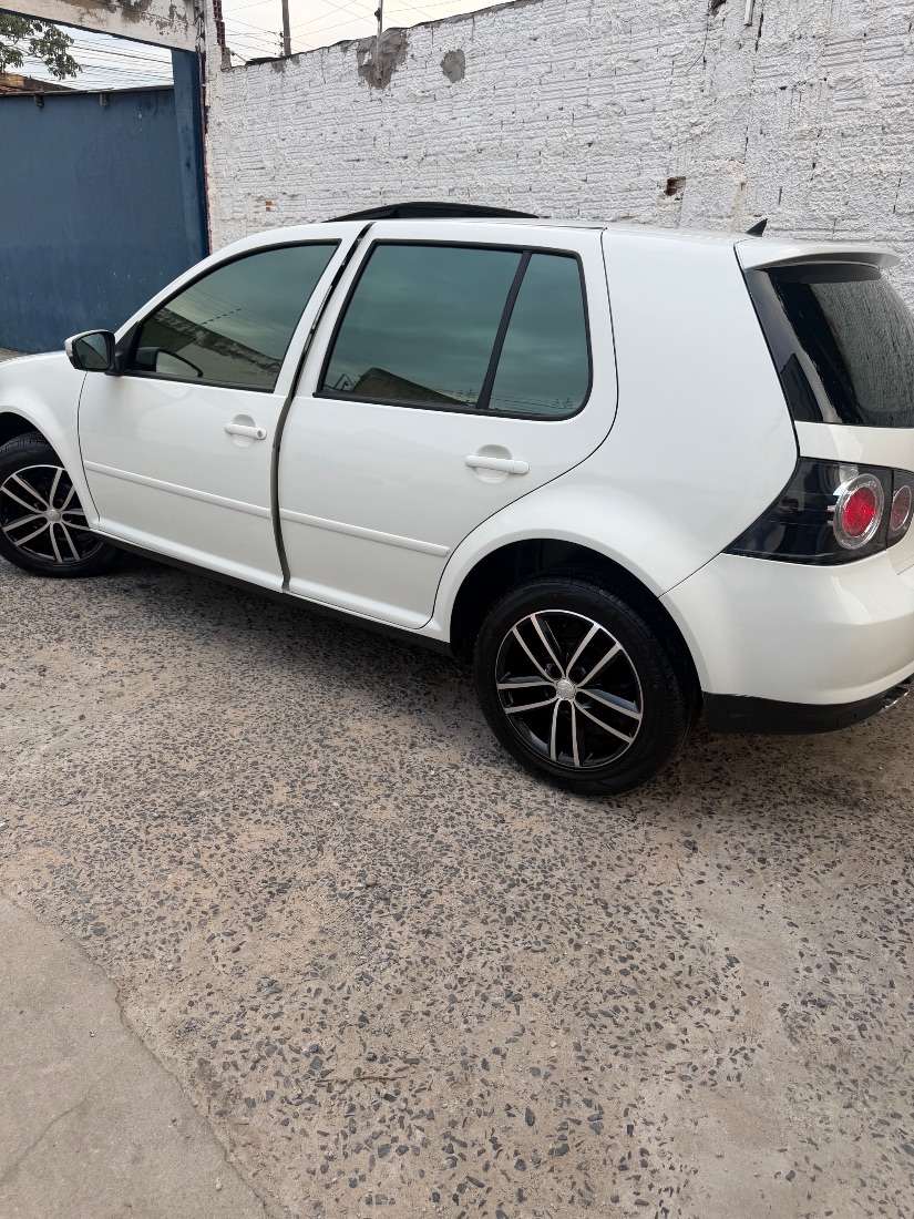 Volkswagen Golf Sportline 1.6 Mi Total Flex 4P 2013/2013 — foto 6 de 14