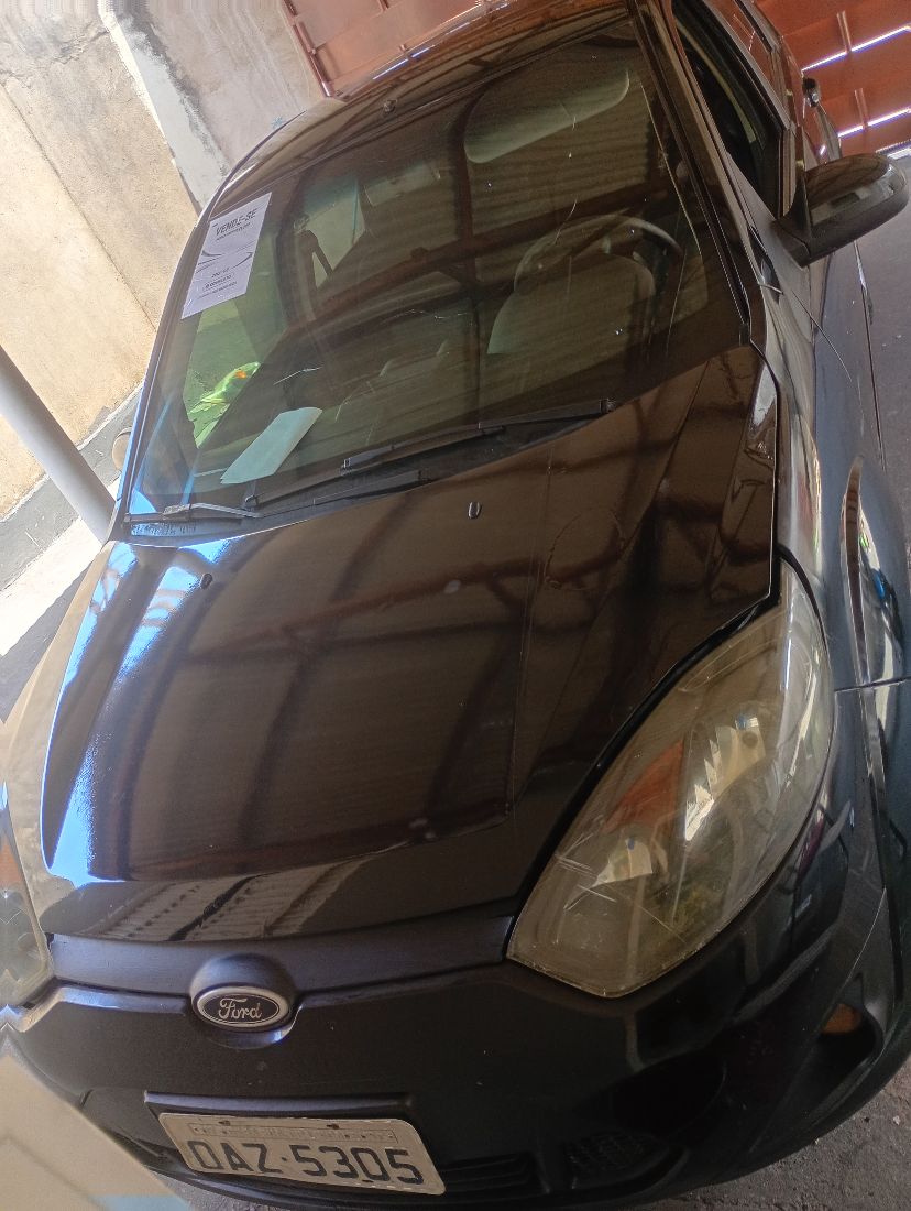 Ford Fiesta Hatch 1.6 Mecânico Flex 5P 2013/2014 — foto 2 de 8