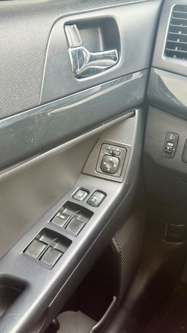 Mitsubishi Lancer 2.0 16V 160cv Automático 2013/2014 — foto 7 de 9