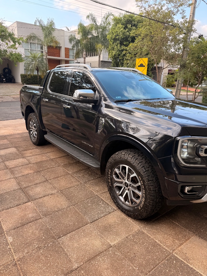 Ford Ranger Limited CD 3.0 V6 4x4 Turbo Automático Diesel 2023/2024 — foto 3 de 12