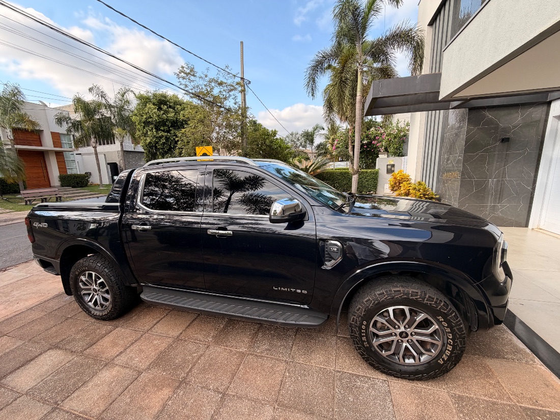 Ford Ranger Limited CD 3.0 V6 4x4 Turbo Automático Diesel 2023/2024 — foto 4 de 12