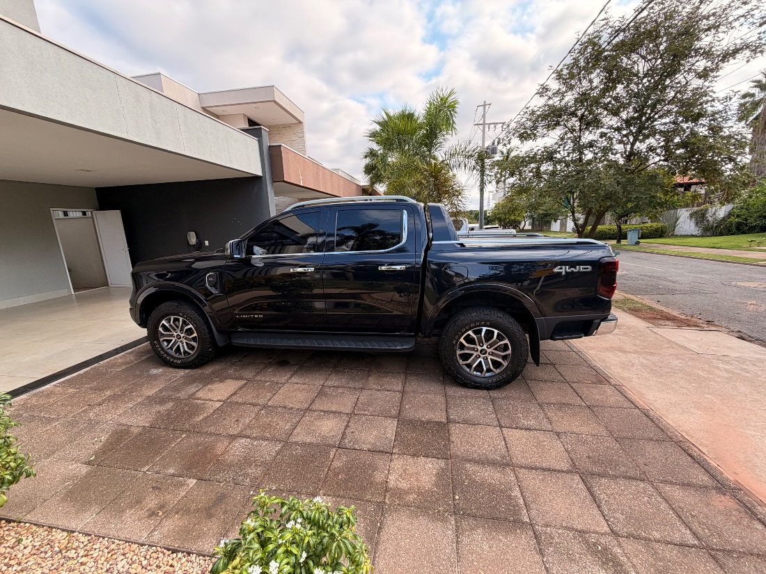 Ford Ranger Limited CD 3.0 V6 4x4 Turbo Automático Diesel 2023/2024 — foto 7 de 12