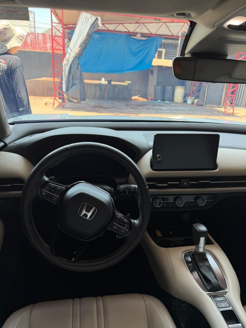 Honda ZRV TOURING Automático 2024/2025 — foto 8 de 10