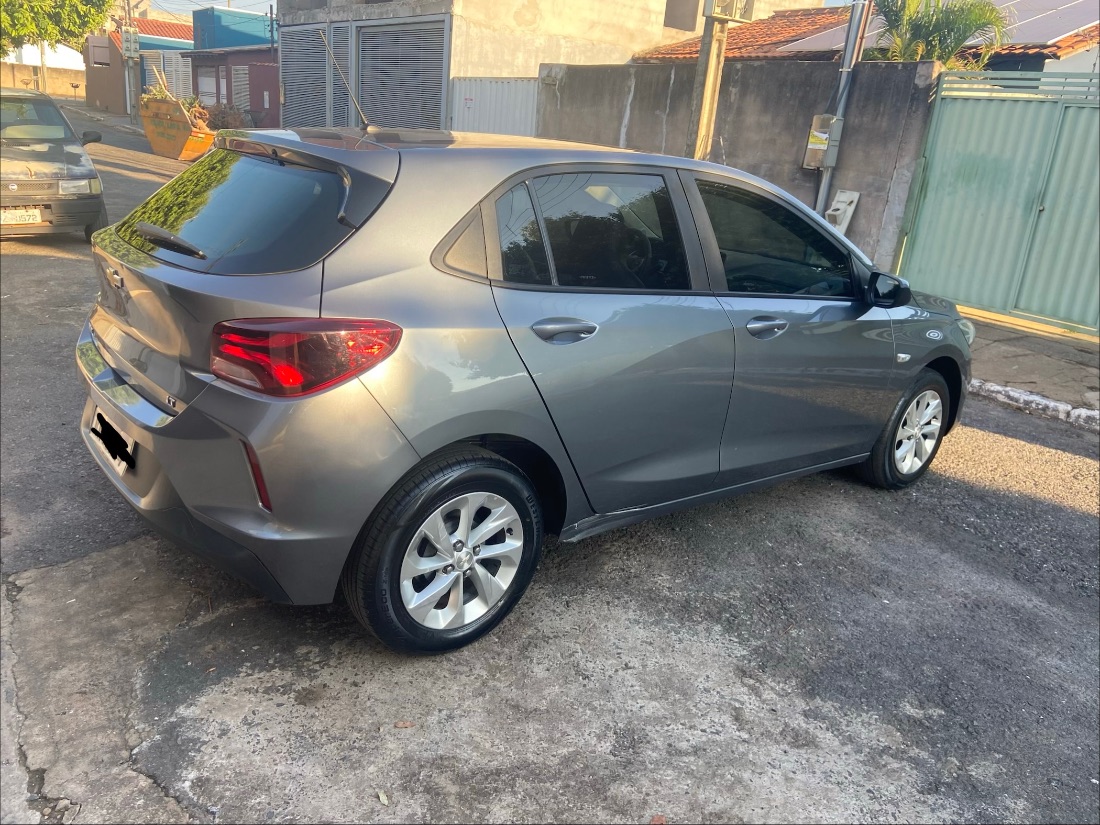 CHEVROLET/GM Onix Hatch LT 1.0 Mecânico Flex 2022/2023 — foto 4 de 13