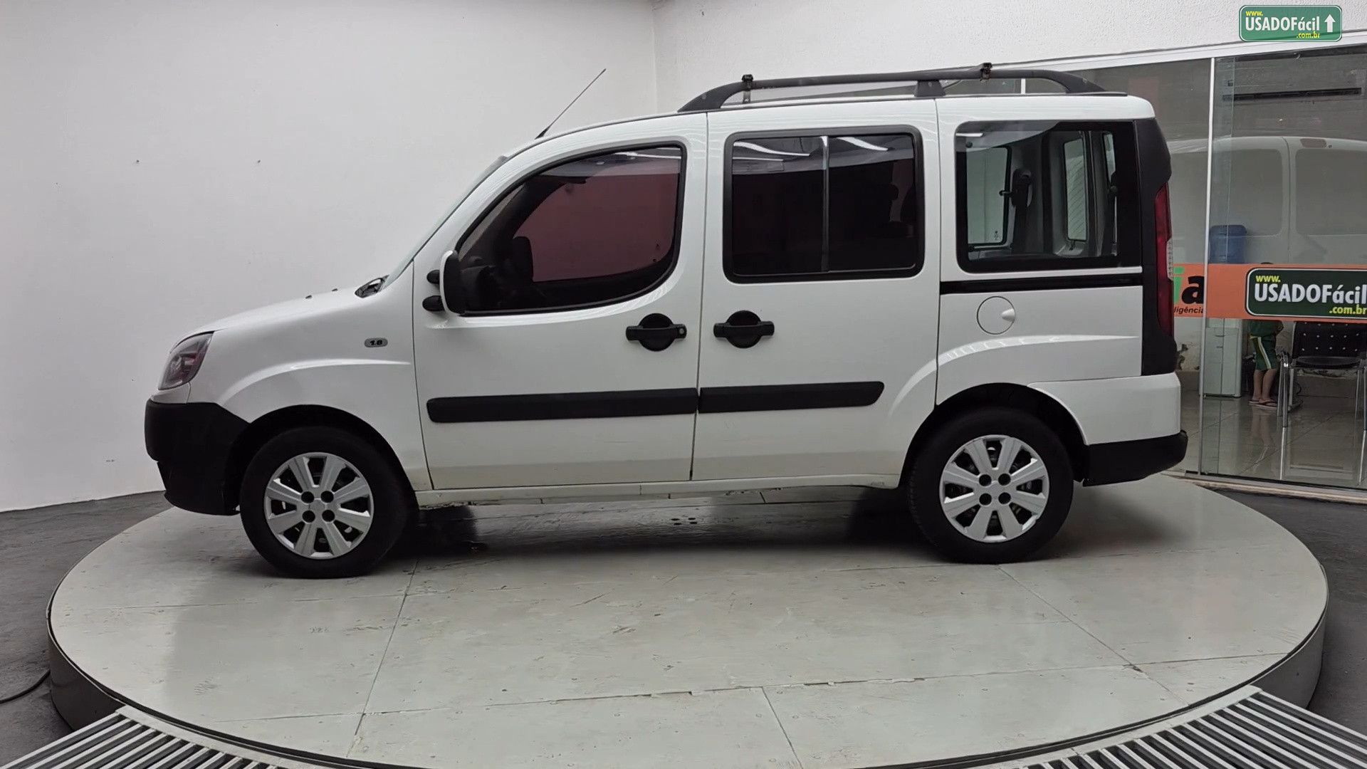 FIAT Doblo Essence 1.8 Flex 7 Lugares 2018/2018 — foto 8 de 20