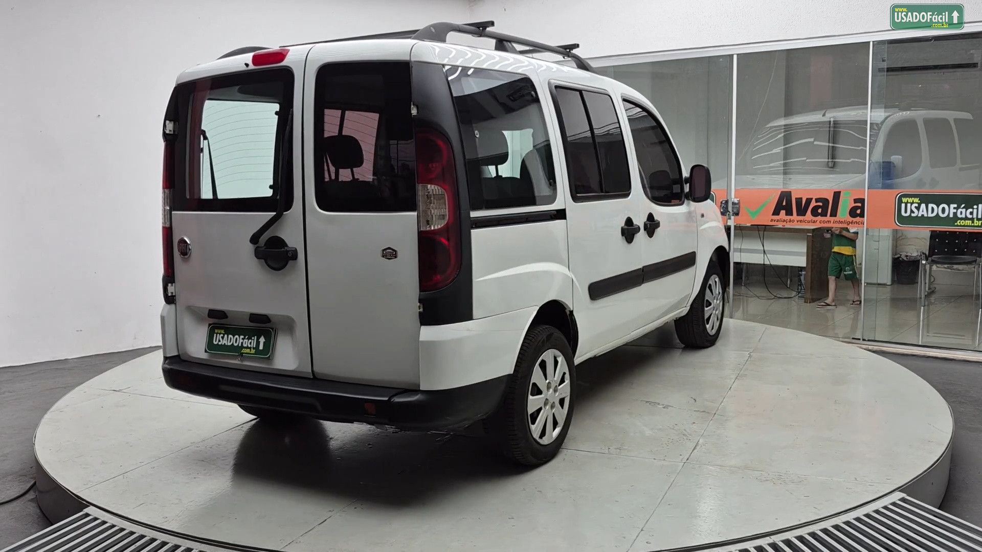 FIAT Doblo Essence 1.8 Flex 7 Lugares 2018/2018 — foto 5 de 20