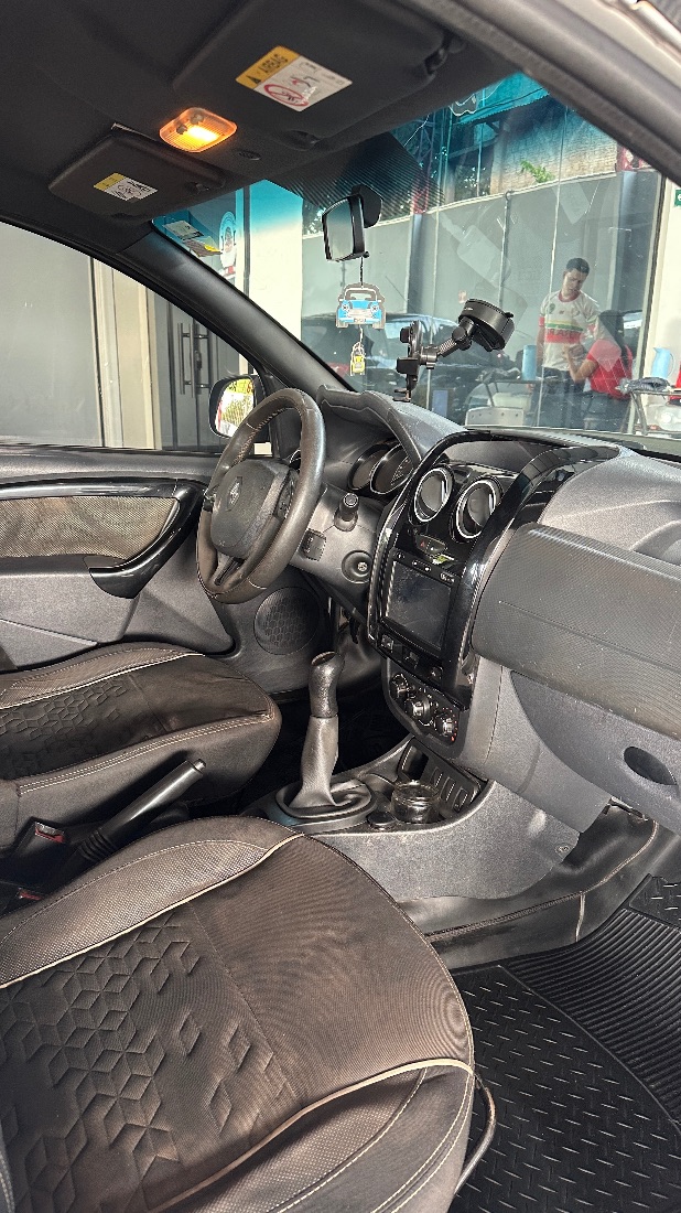 Renault Duster Oroch Dynamique 1.6 16V Mecânico Flex 2016/2016 — foto 14 de 14