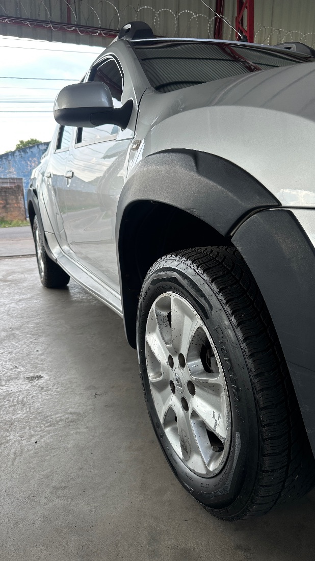 Renault Duster Oroch Dynamique 1.6 16V Mecânico Flex 2016/2016 — foto 4 de 14