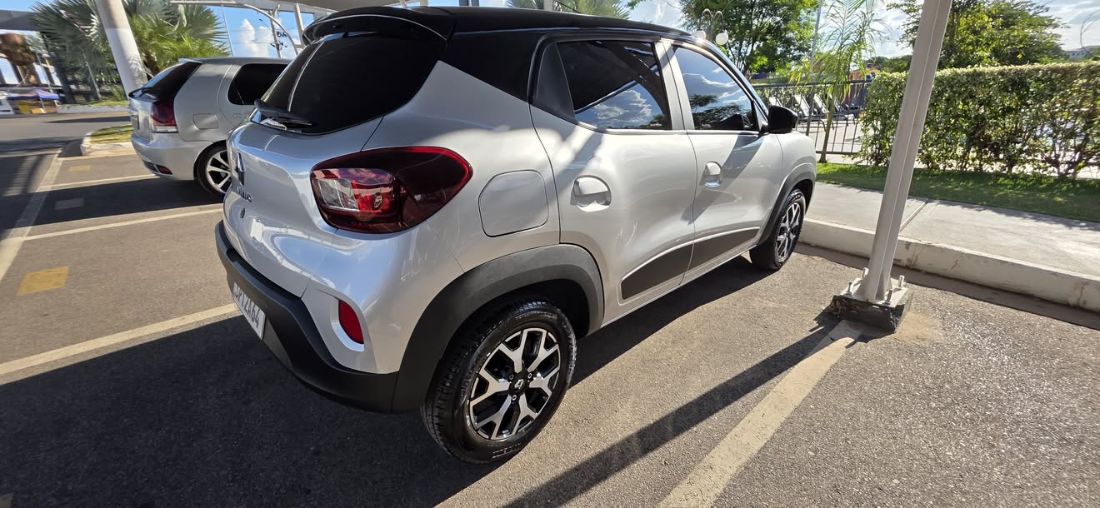 Renault Kwid Intense 1.0 Mecânico Flex 2024/2025 — foto 10 de 15