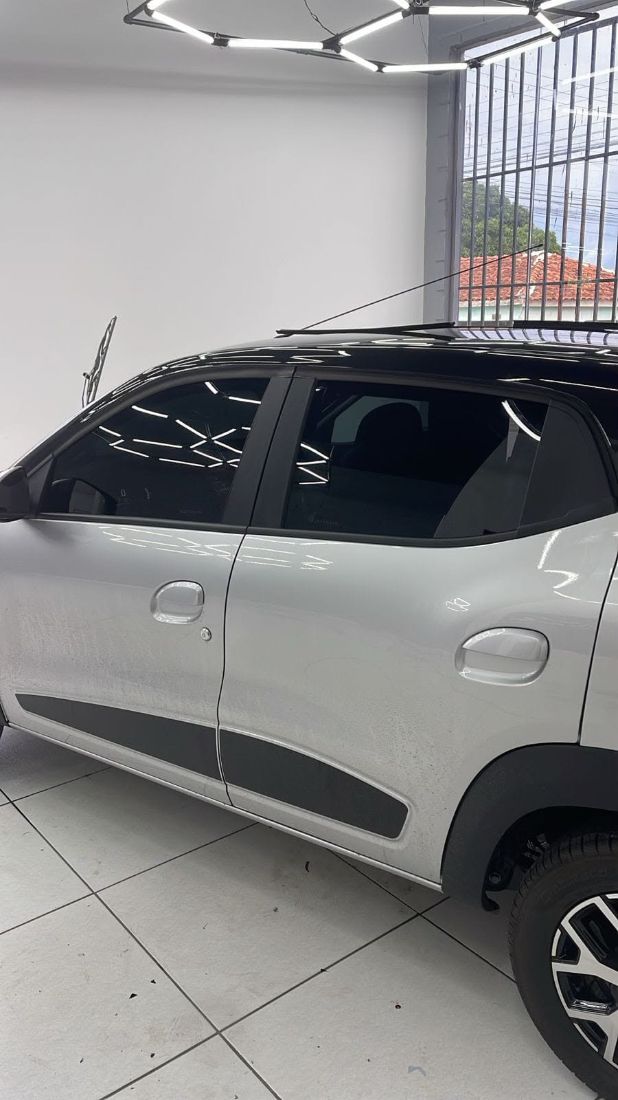 Renault Kwid Intense 1.0 Mecânico Flex 2024/2025 — foto 3 de 15