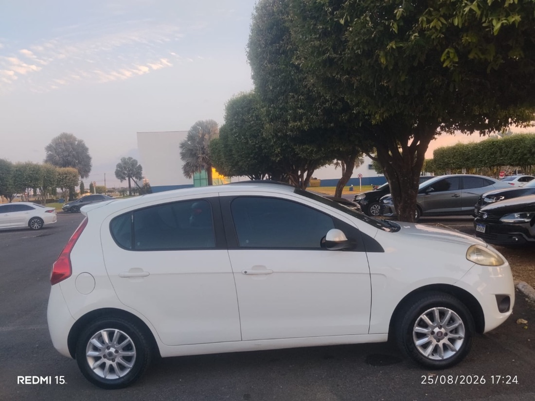 Fiat Palio Attractive 1.0 EVO Fire Flex 5P 2012/2012 — foto 3 de 10