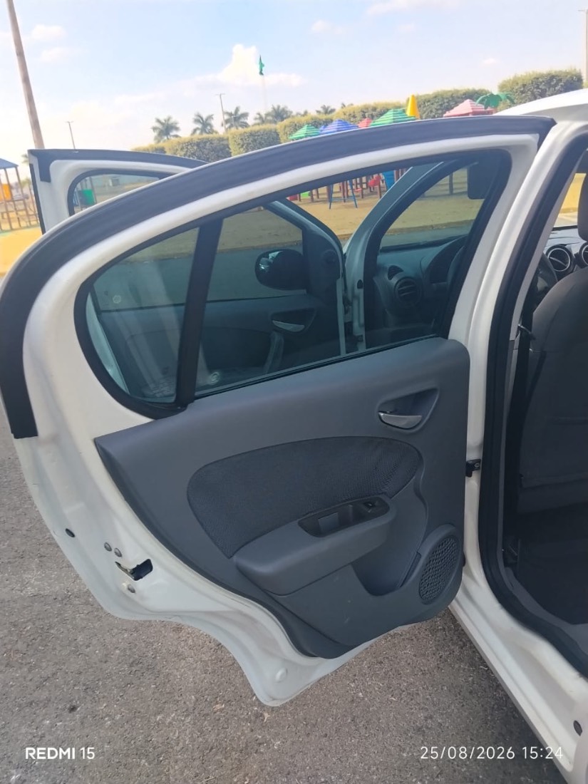 Fiat Palio Attractive 1.0 EVO Fire Flex 5P 2012/2012 — foto 9 de 10