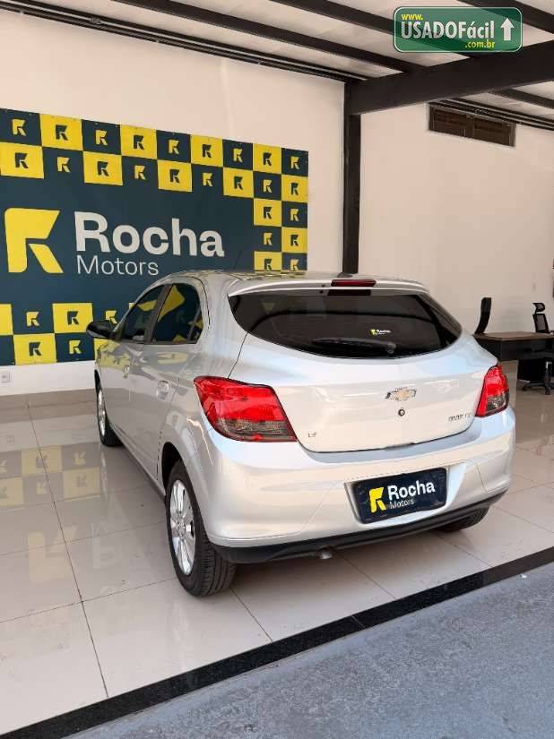 CHEVROLET/GM Onix Hatch LT 1.4 Mecânico Flex 2015/2015 — foto 8 de 18