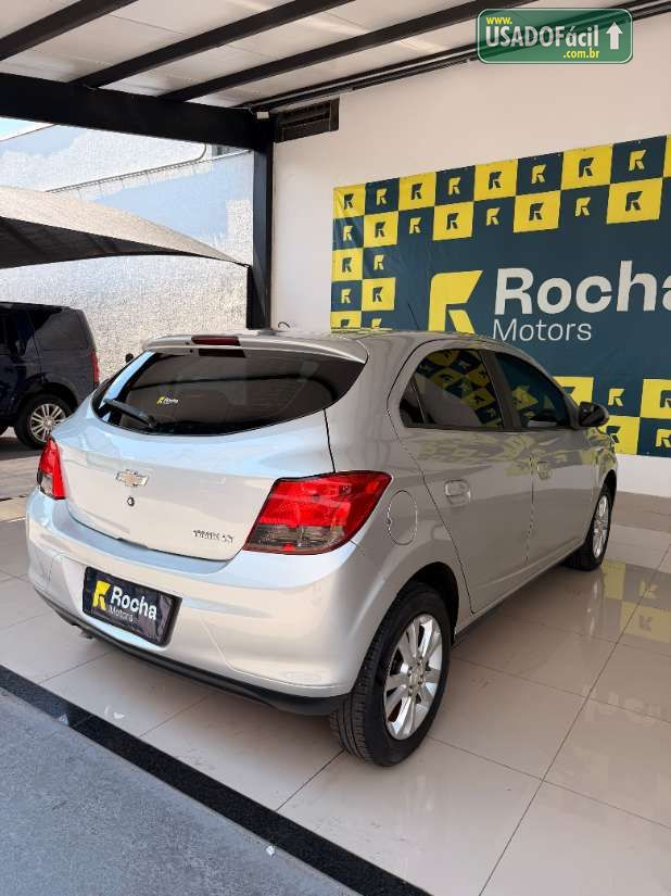 CHEVROLET/GM Onix Hatch LT 1.4 Mecânico Flex 2015/2015 — foto 7 de 18