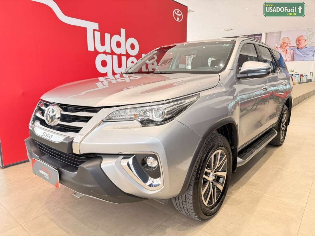 Toyota Hilux SW4 SRX 2.8 4x4 TDI Automático Diesel