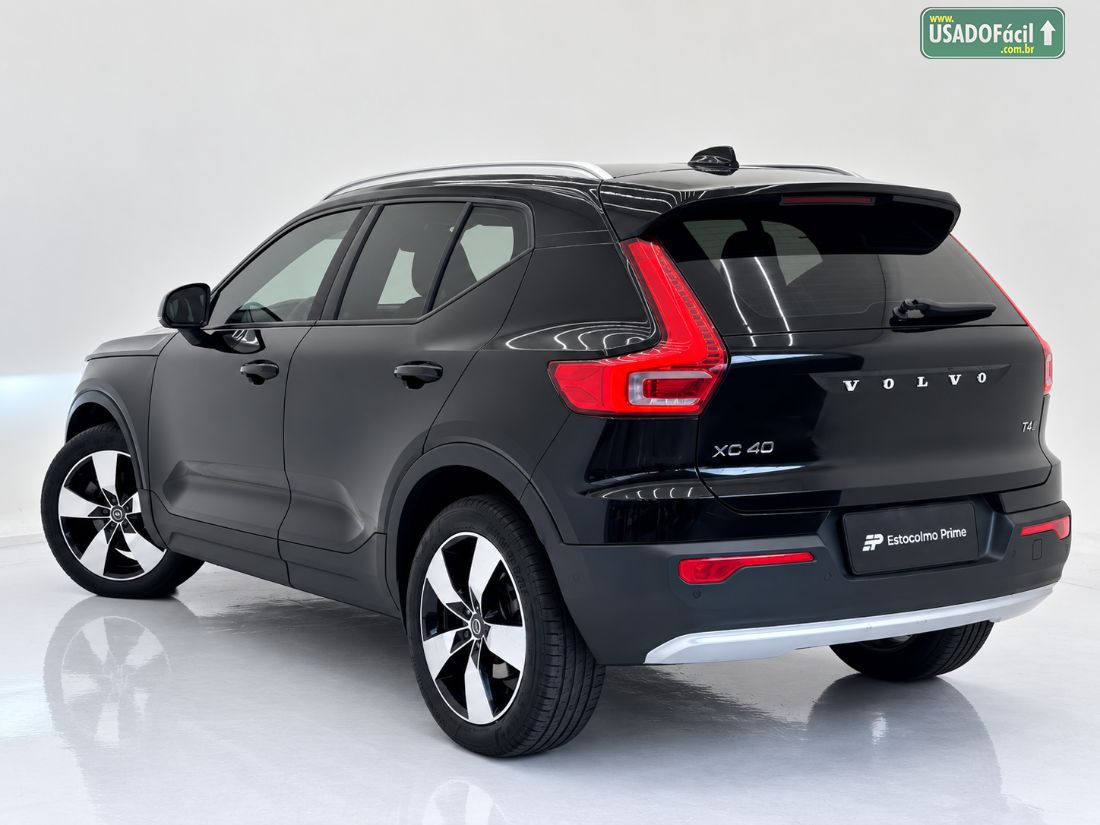 VOLVO XC 40 T-4 Momentum 2.0 252cv AWD 2020/2020 — foto 7 de 14