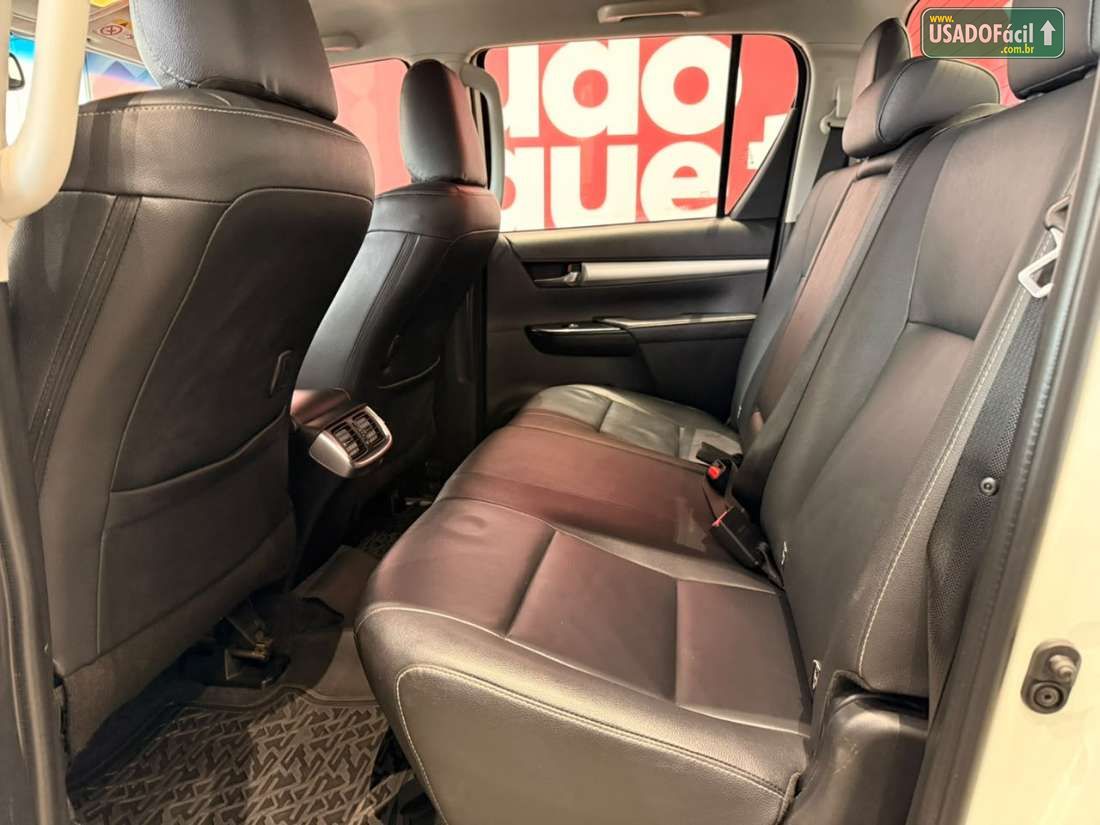 Toyota Hilux SRV CD 2.7 4X2 Automático Flex 2020/2020 — foto 10 de 15