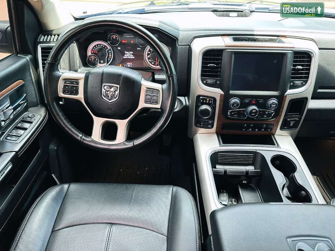 RAM Ram Classic Laramie CD 5.7 V8 4X4 Automático 2022/2022 — foto 12 de 18
