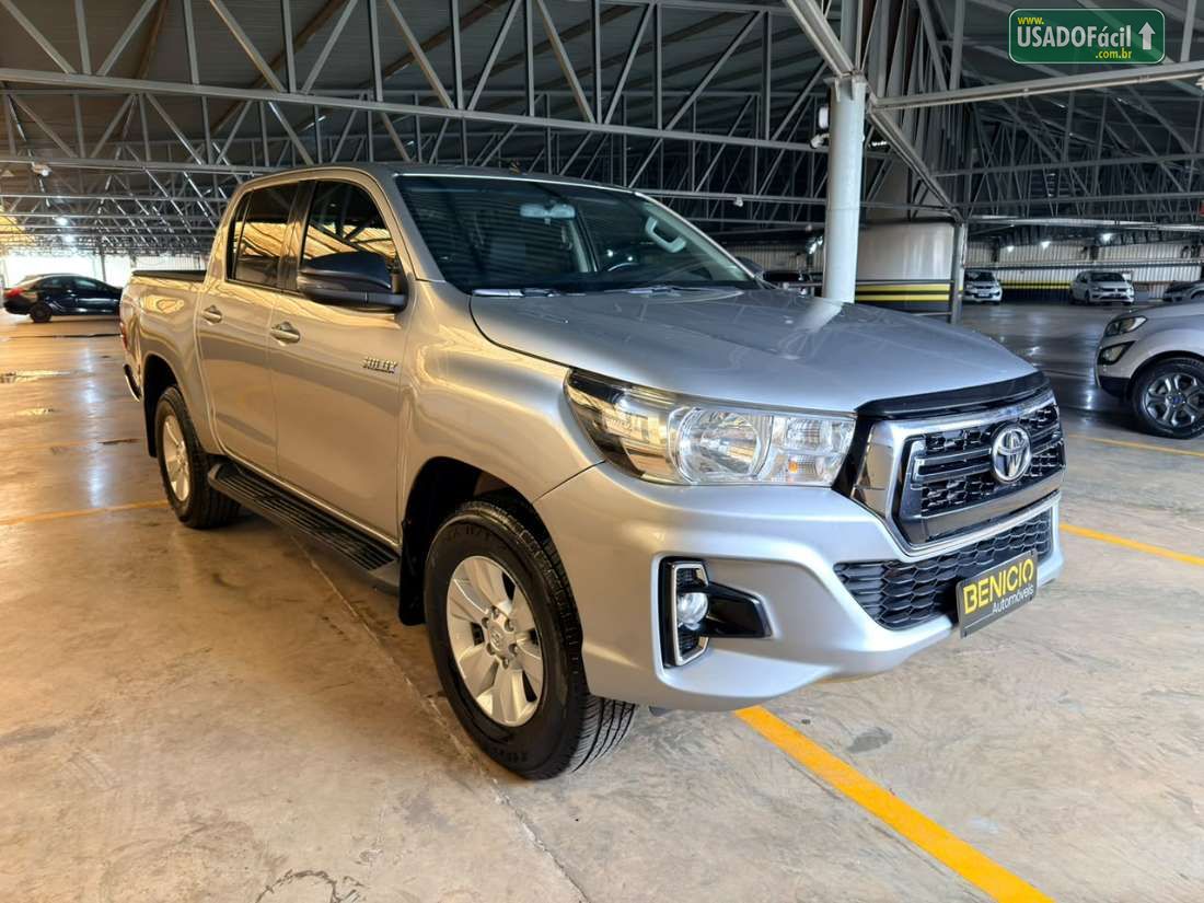 Toyota Hilux SR CD 2.8 4X4 TDI Automático Diesel