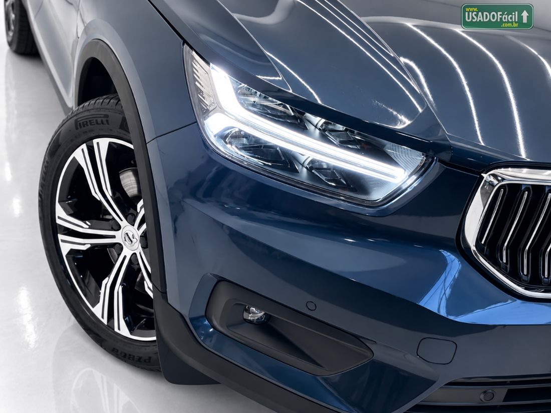 VOLVO XC 40 T-5 Inscription 1.5 FWD Híbrido 2021/2022 — foto 4 de 14