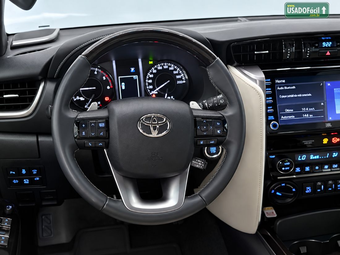 Toyota Hilux SW4 Diamond 2.8 4x4 Turbo Automático Diesel 2022/2022 — foto 11 de 16