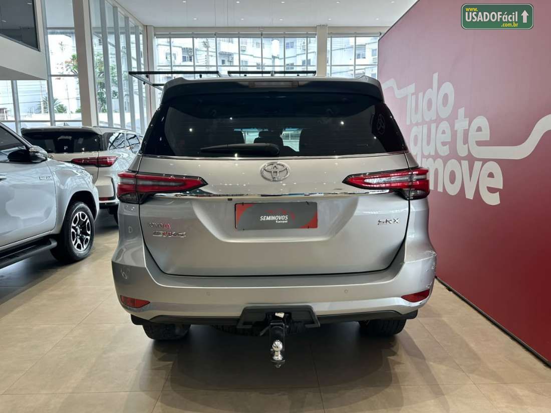 Toyota Hilux SW4 SRX 2.8 4x4 TDI Automático Diesel 2023/2024 — foto 5 de 16