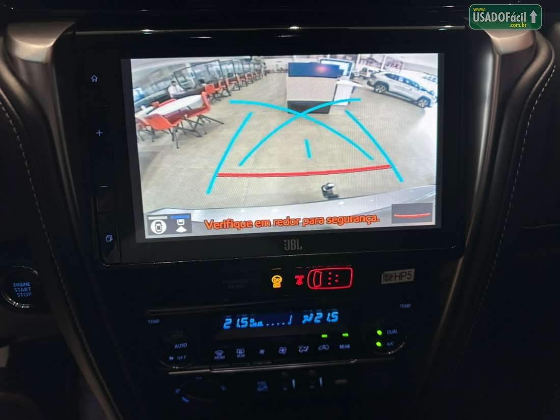 Toyota Hilux SW4 SRX 2.8 4x4 TDI Automático Diesel 2023/2024 — foto 13 de 16